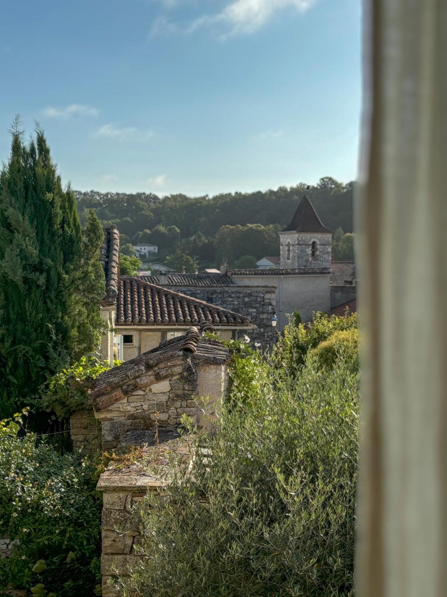 Bed and Breakfast Le Coucou Montcuq Esterno foto