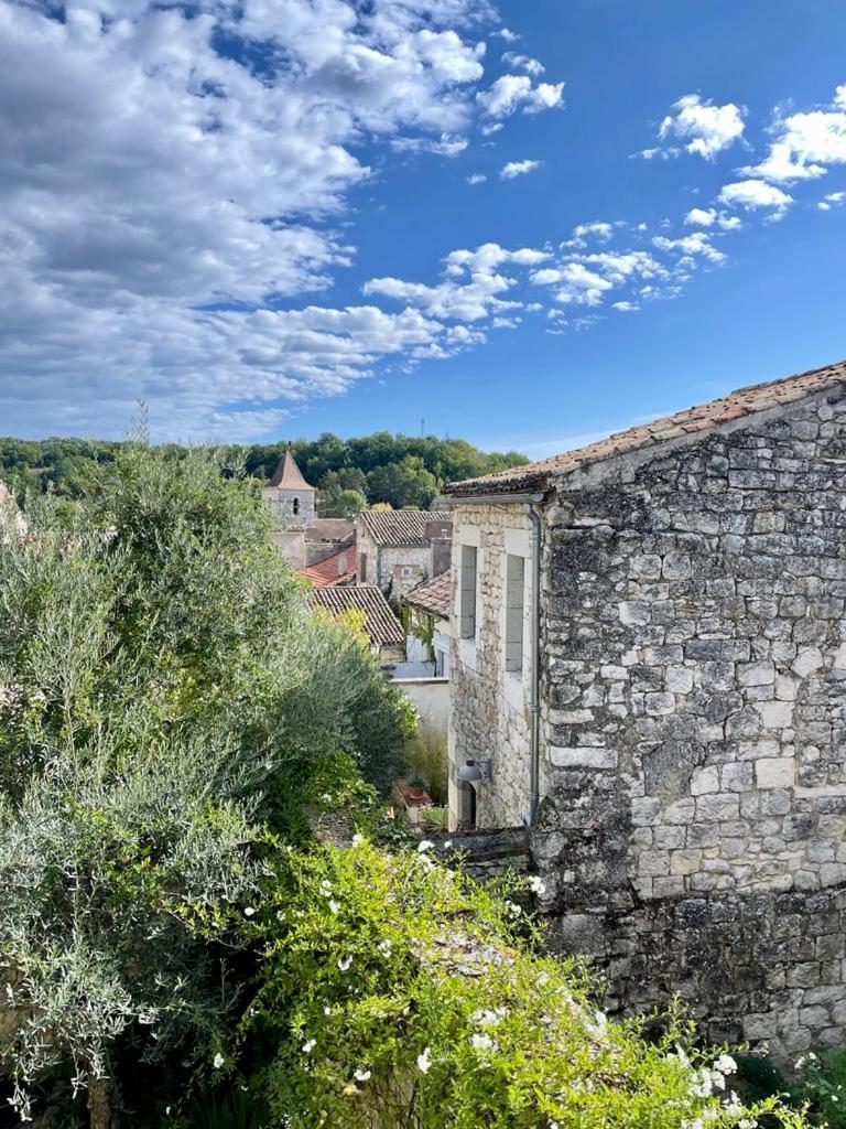 Bed and Breakfast Le Coucou Montcuq Esterno foto